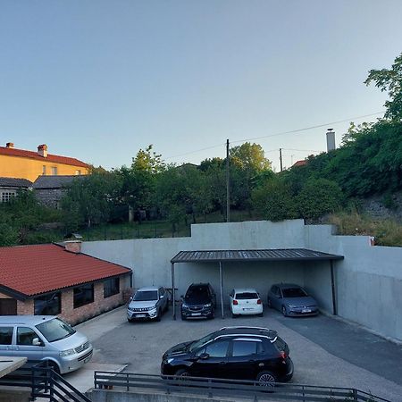 Elena Rooms Pasjak Luaran gambar