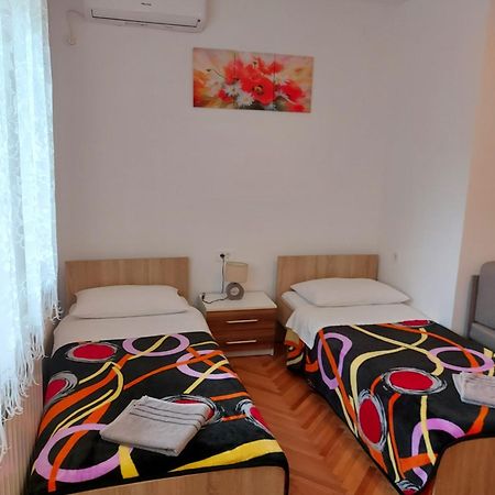 Elena Rooms Pasjak Luaran gambar