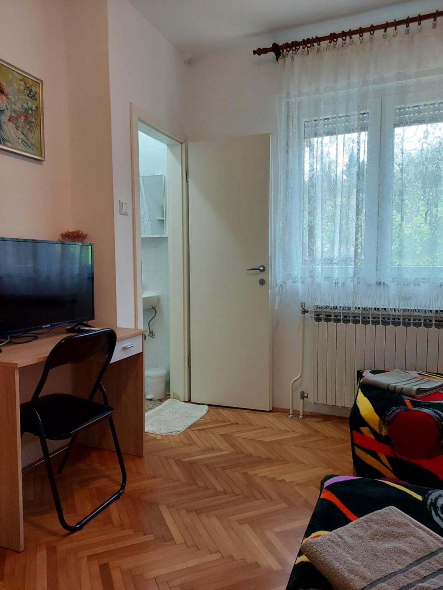 Elena Rooms Pasjak Luaran gambar