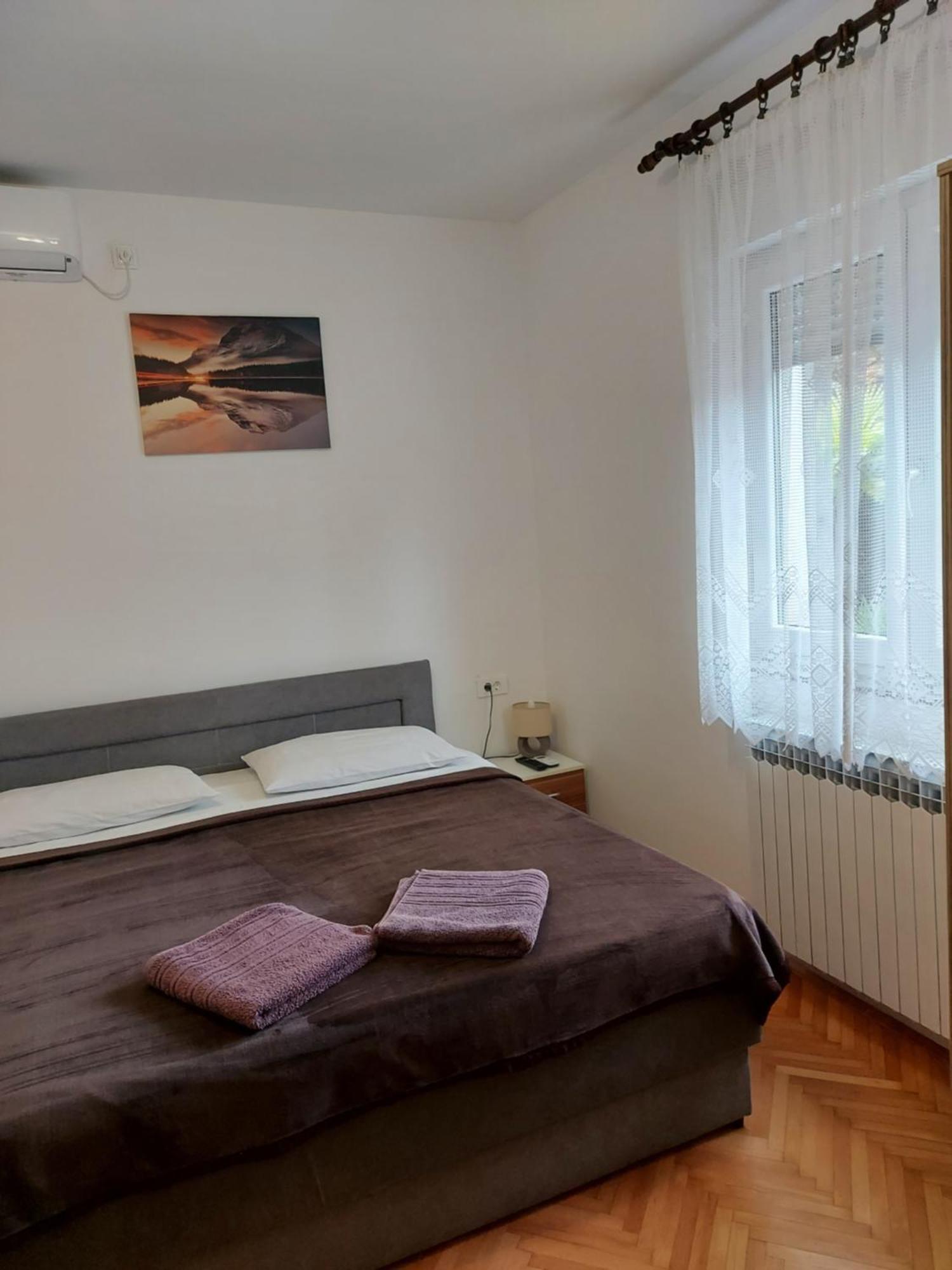 Elena Rooms Pasjak Luaran gambar