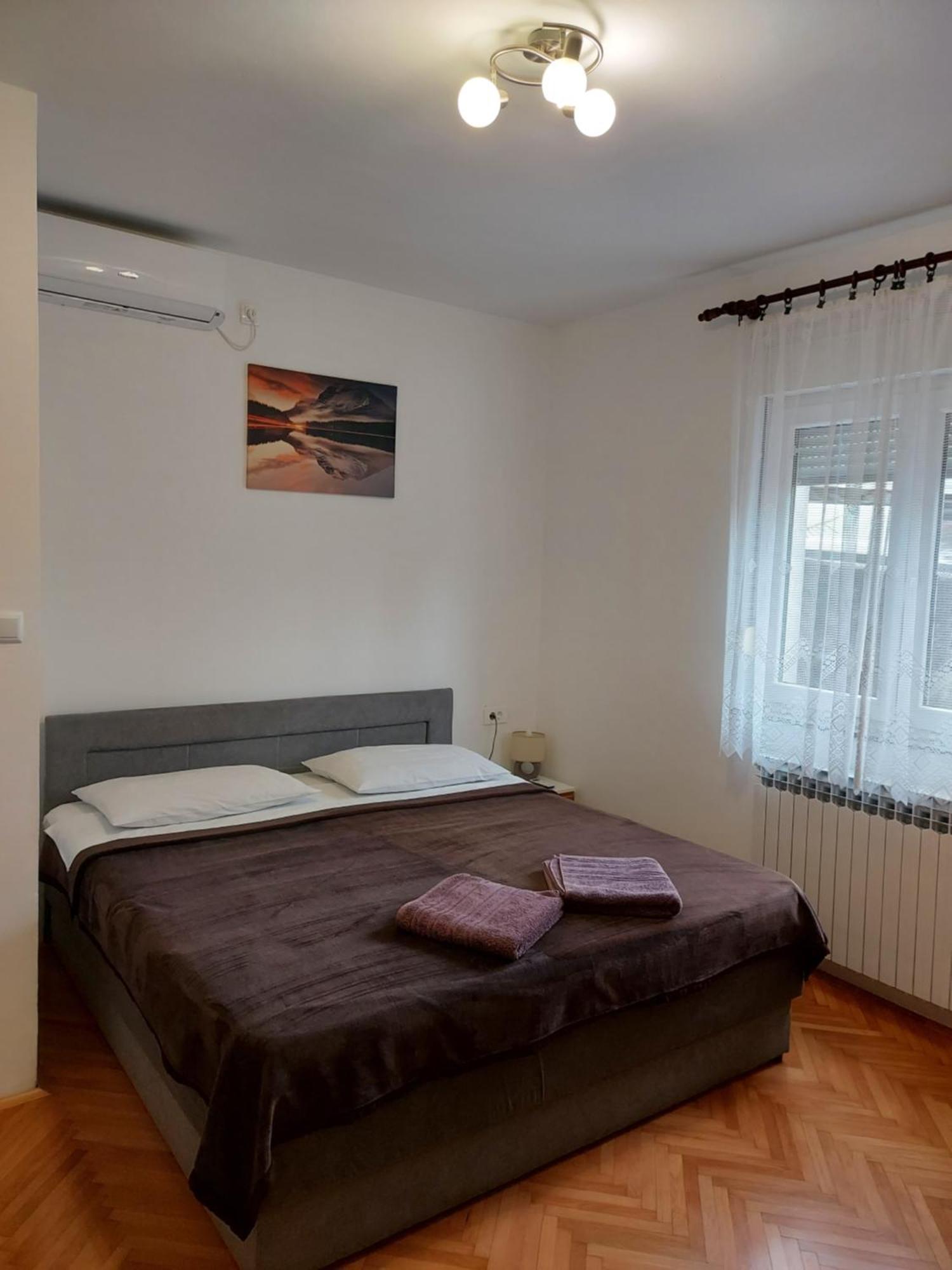 Elena Rooms Pasjak Luaran gambar