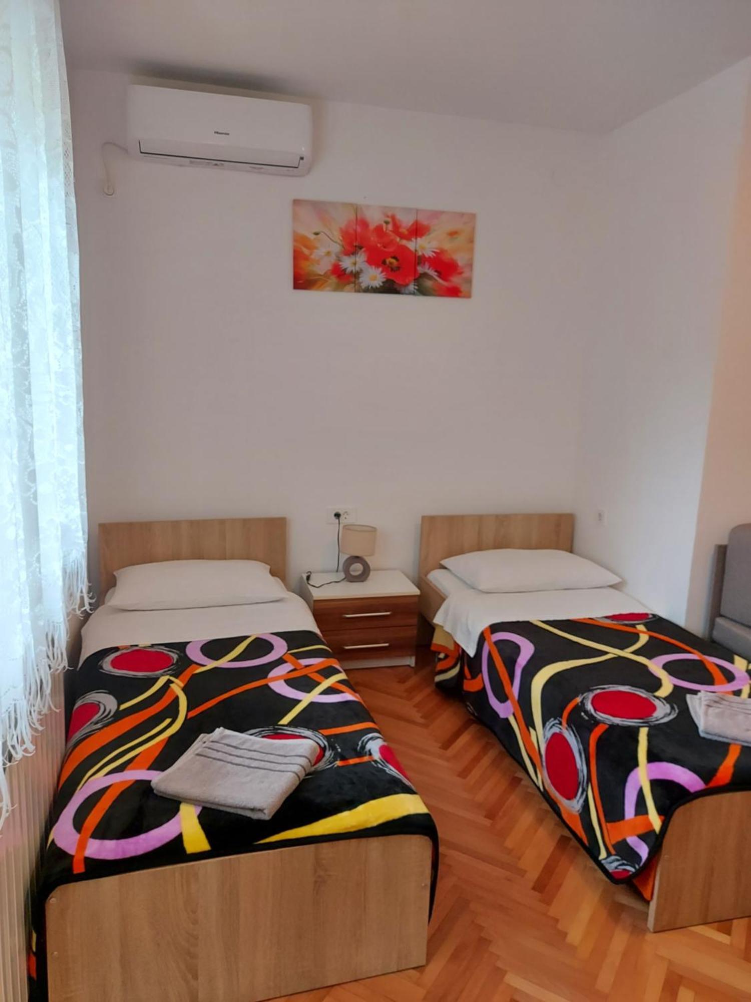 Elena Rooms Pasjak Luaran gambar